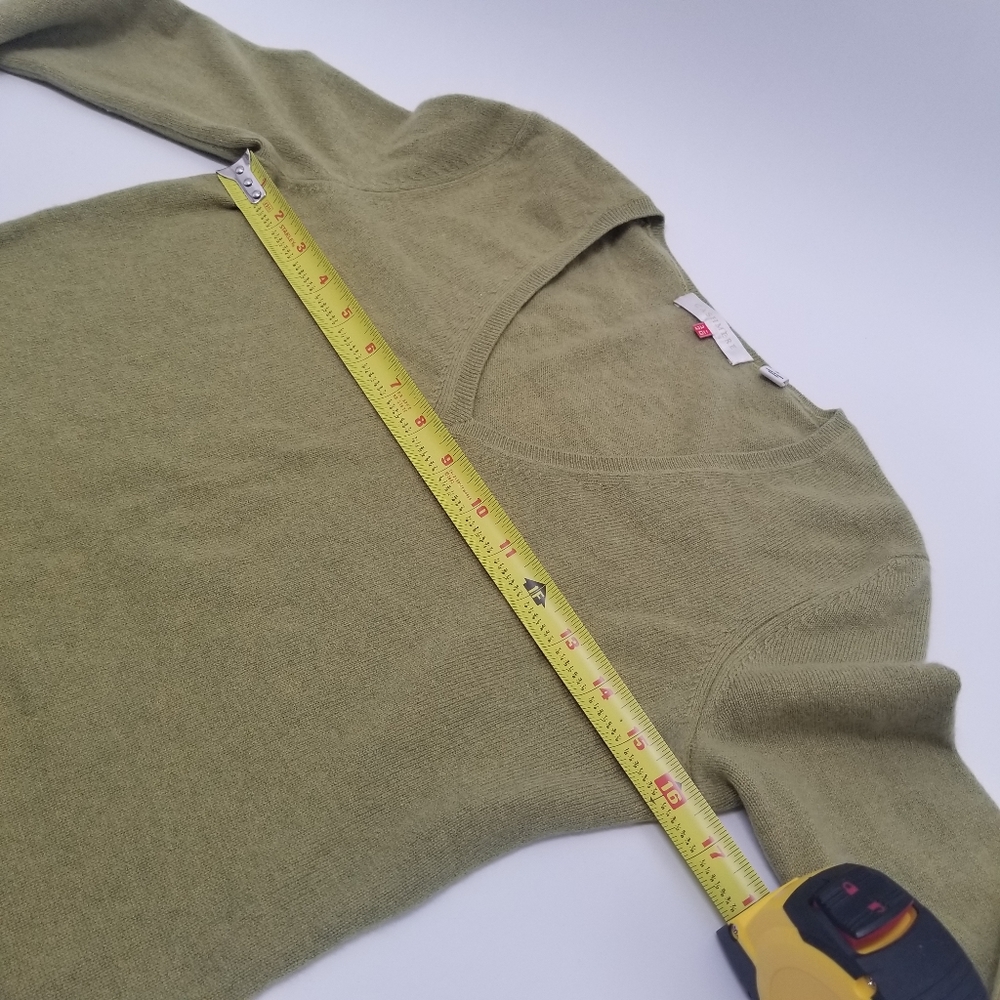 Cashmere Sweater - Chartreuse Pea Green V Neck - S - Picture 7 of 8